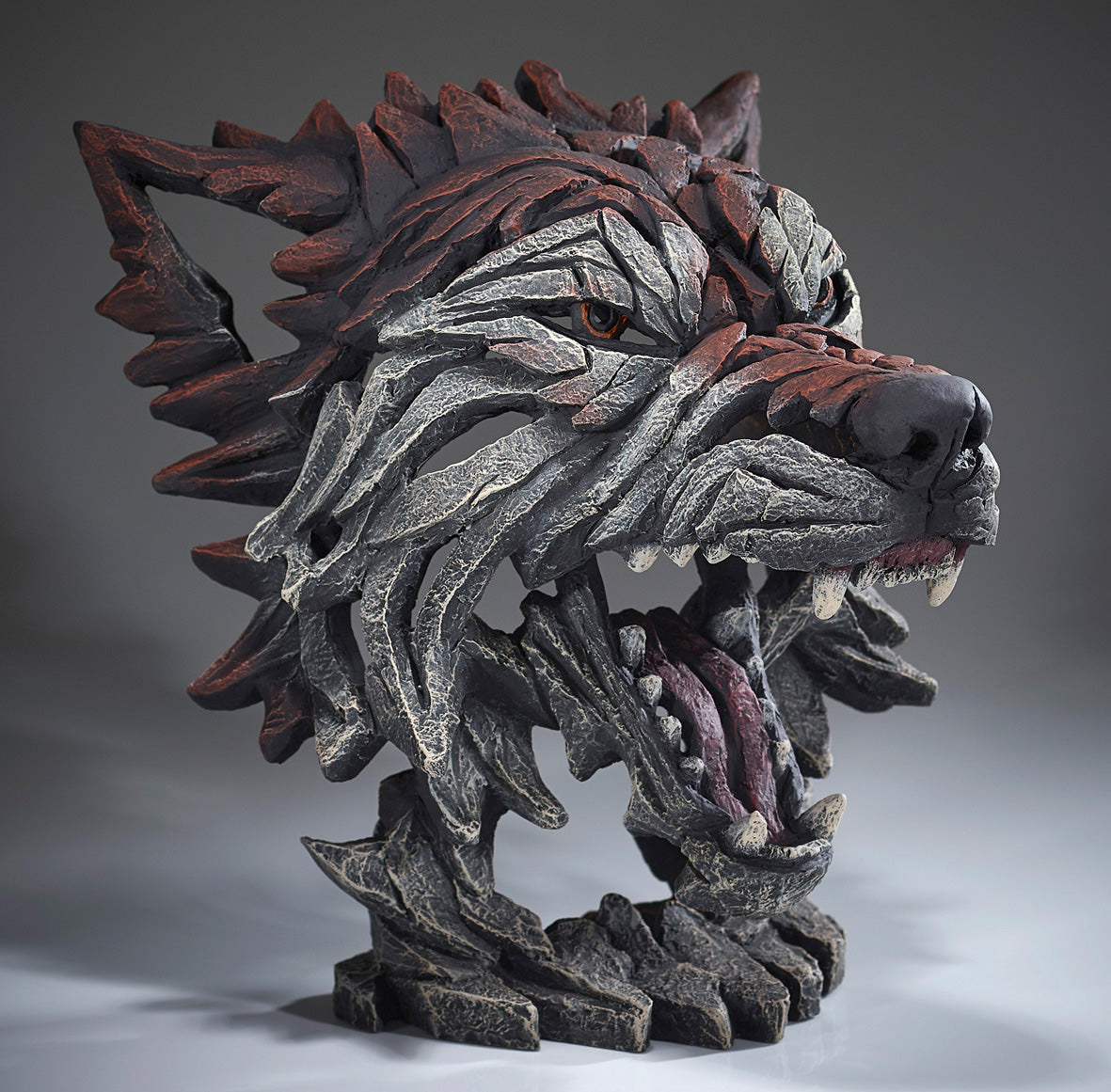 Wolf Bust Timber