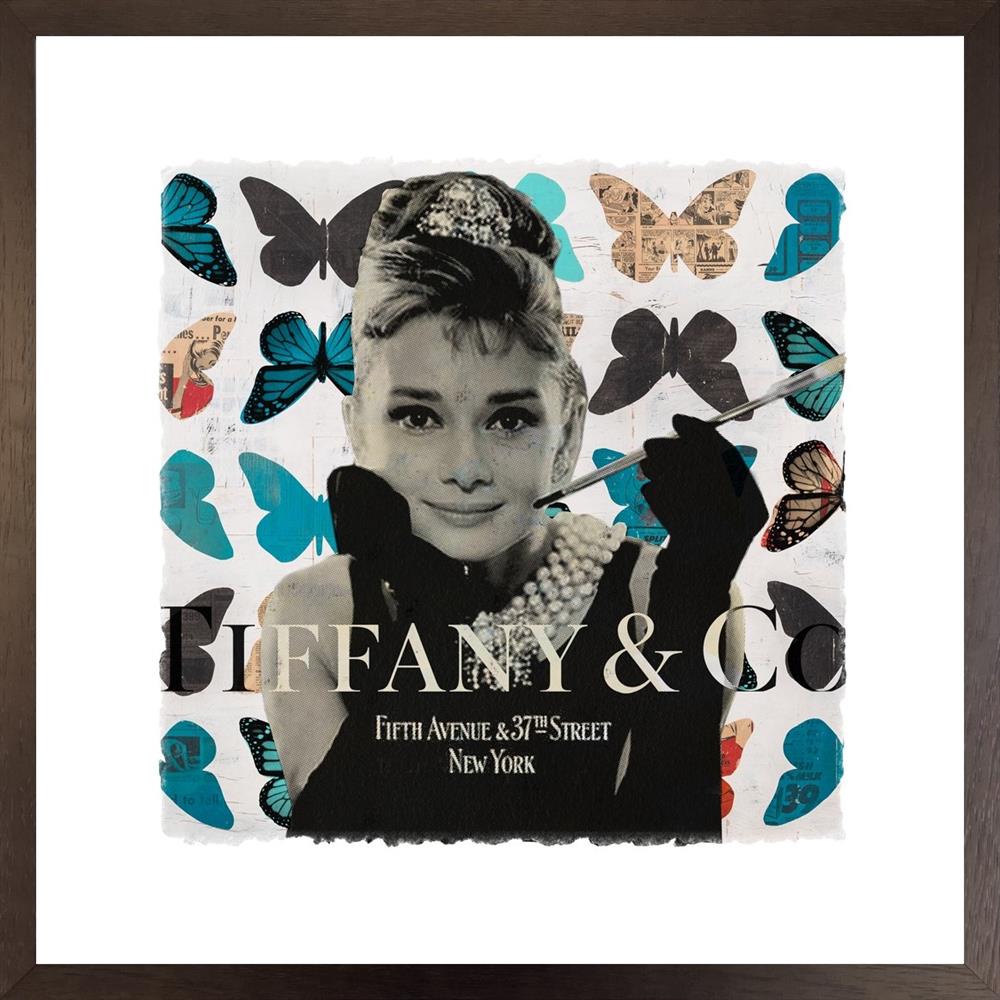 love on 5th avenue framed print by artist robert mars