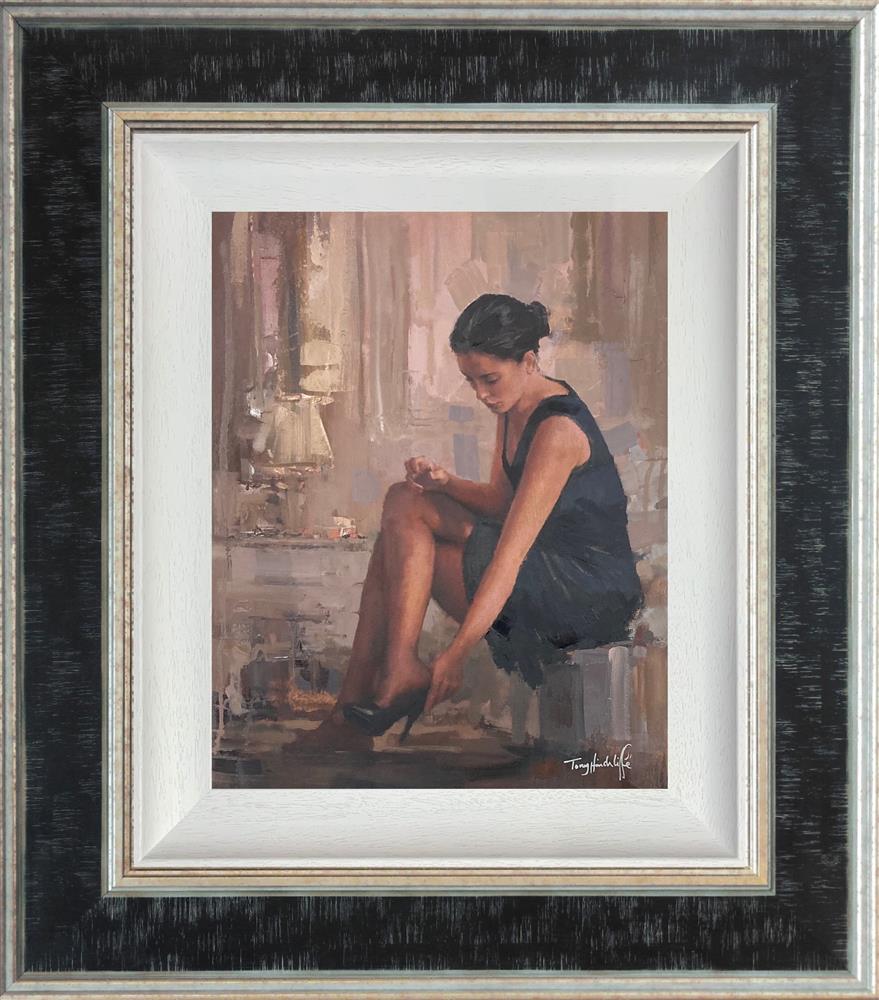 timeless beauty framed print by artist tony hinchliffe