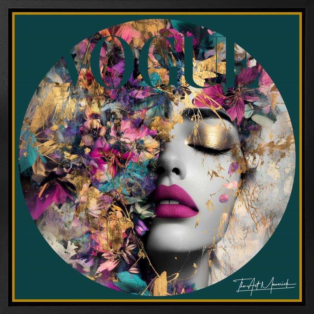 Sabine - Gilded Glamour